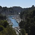 Cassis Lodges Holiday home *