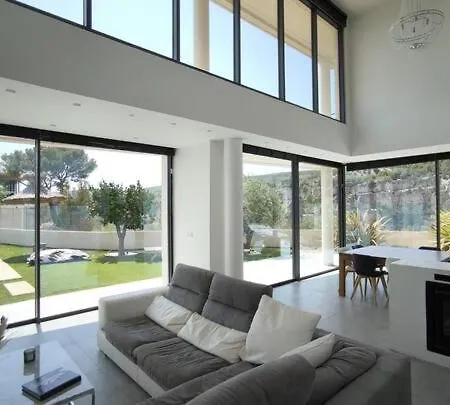 Cassis Lodges *