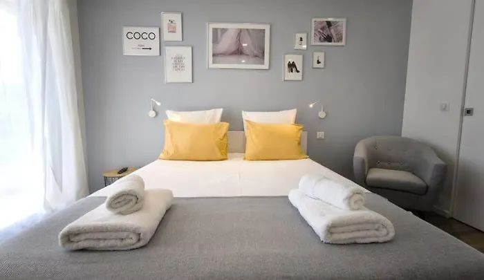 Cassis Lodges Ferienhaus *