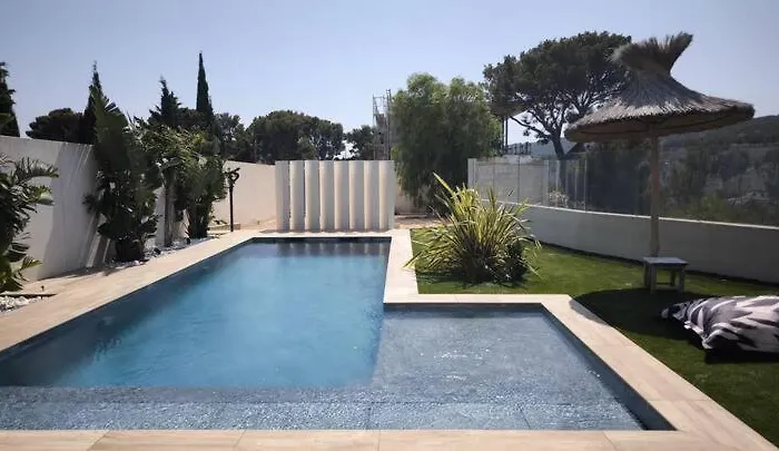Cassis Lodges Ferienhaus *