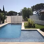 Cassis Lodges Tatil Evi *