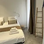 Cassis Lodges