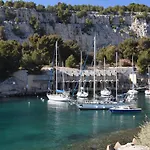 Cassis Lodges カシ