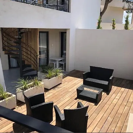 Cassis Lodges Hébergement de vacances *