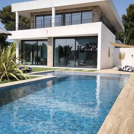 Cassis Lodges Prázdninový dům *