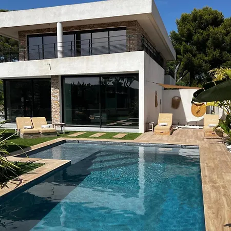 Cassis Lodges *