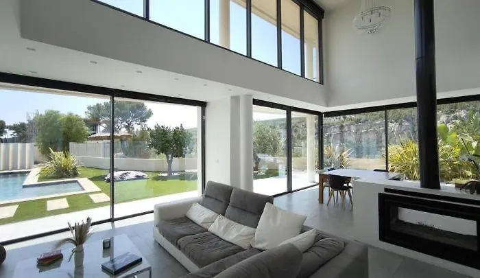 Cassis Lodges *