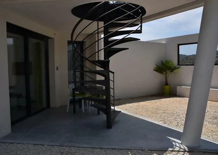 Cassis Lodges *