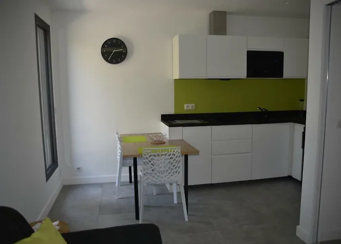 Cassis Lodges *
